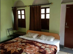 Shivakashi Guest House