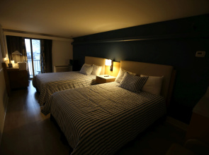 Harborline Hotel