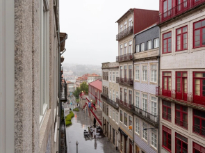 ALTIDO Bright Self Check-In Studio in Porto