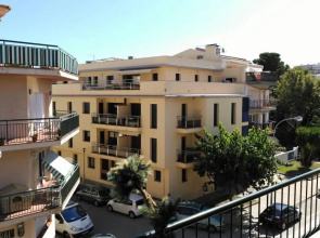 Apartment In The Port Of Llanca