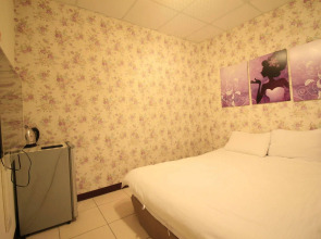 Fengjia Backers Hostel