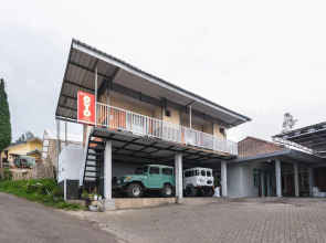 OYO 1765 Herman Homestay