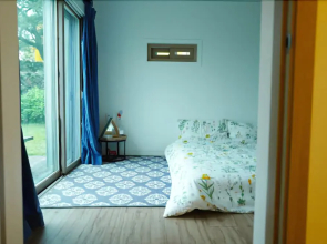 Jeju Jungdalri Hydrangea House and Pension