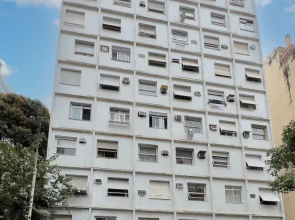 In Front of the Underground and 8 Minutes From the Beach Sf228