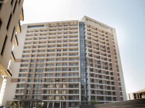 Minimalistic 1 Bed in Menlyn Maine