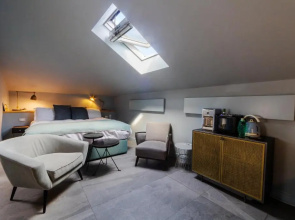 Bello Lake Como Suites