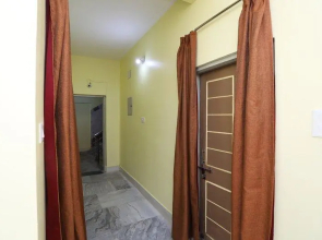 OYO Flagship 14673 Aditya Residency