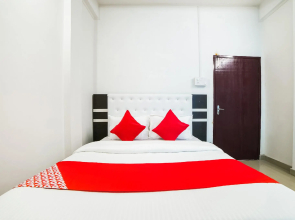 Capital O 49039 Aashiyana Home