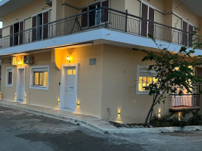 Olive Gem 2-bed Apt Sleeps 4 With Fireplace