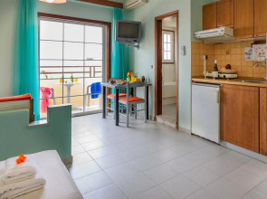 Louladakis Apartments