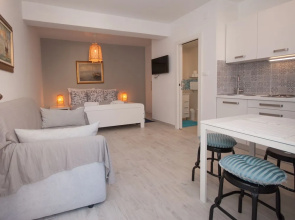 Chic studio Marella