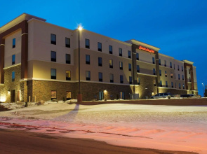 Hampton Inn & Suites Bismarck Northwest