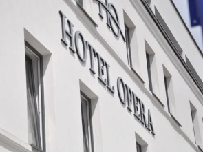 Hotel Opera