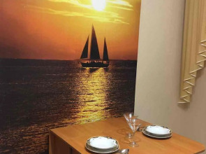 Апартаменты на улице Муравленко 13