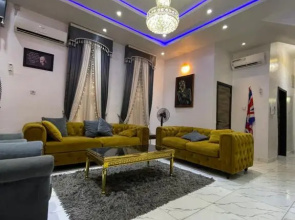 Well furnished 4 Bedroom Apartment in Lekki