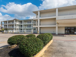 Americas Best Value Inn & Suites Humble
