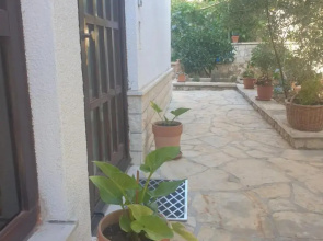 Villa Nada Apartments