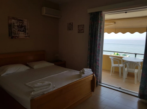 Corfu Glyfada Maisonette 60