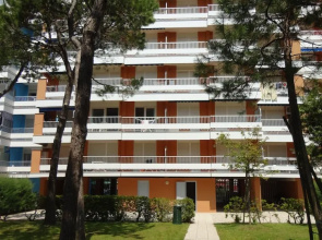 Nice Apartment for 6 People on the sea by Beahost Rentals