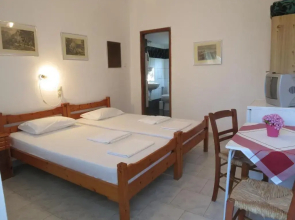 Panagiotis Apostoloudias Rooms