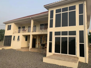 Beautiful one bed Apartment in Tema, Community 6