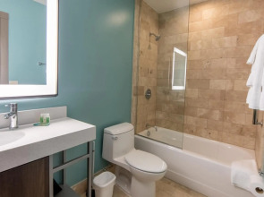 Seres Hotel Old City