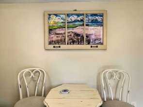 Tropical Palm Harbor Studio: Walk to Gulf!