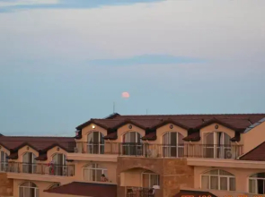 Sunny Island Chernomorets