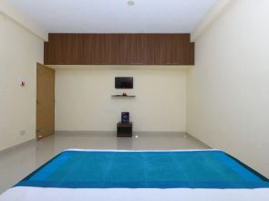 The Cozee Stay by OYO Rooms