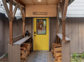 Trobele 3 Bedroom Home by NW Comfy Cabins by RedAwning