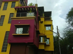 Home Stay World