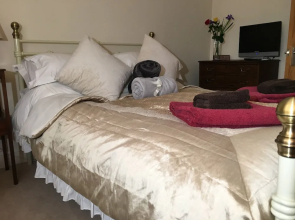 5 Charlton Mill Way B&B