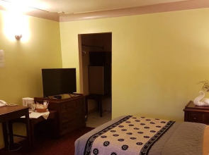 Capri Motel