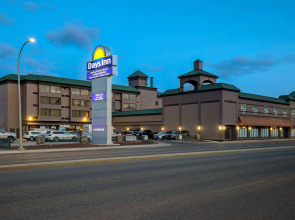 Days Inn by Wyndham Calgary South