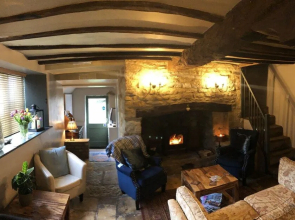 Horse & Groom - Upper Oddington