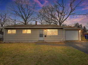 Quiet And Cozy Mystic Ranch Close To Everything 3 Bedroom Home by Redawning