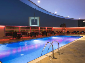 Sunday Mega Hotel Sheikh Zayed Road