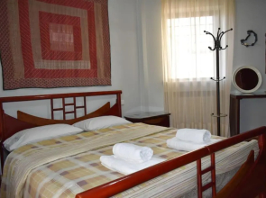 Comfortable Apartment Opposite The Park