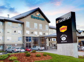 Sandman Hotel & Suites Calgary South