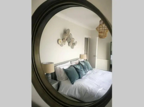 2 The Villa - 3 bedroom apartment with great views