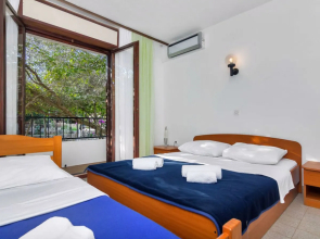 Apartment Rubin Hvar/Pokrivenik 20643