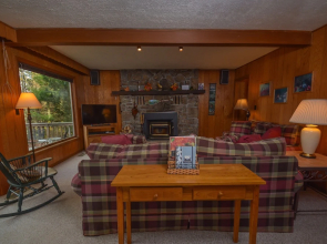 Hummingbird Hill 4 Bedroom House