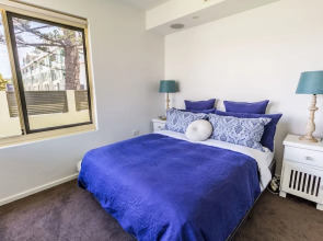 Serene Marinafront 3BR Retreat