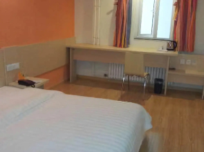 7 Days Hotel