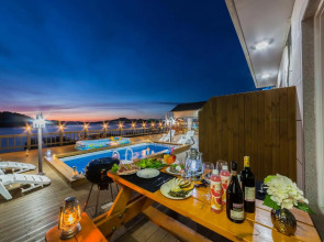 Yeosoo Dolsanmaroo Pension