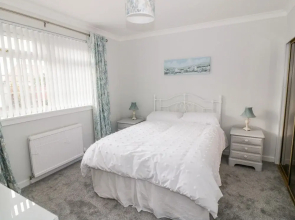 Honesty Cottage