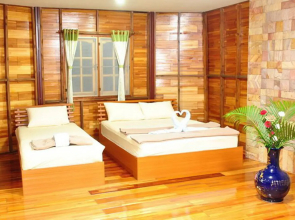 Fahsai Riverview Resort