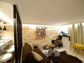 Loft Basfour by Patios du Marais