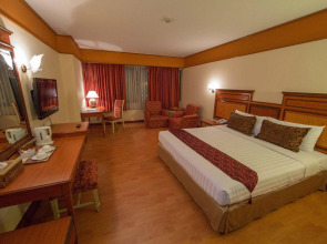 Town In Town Hotel Bangkok