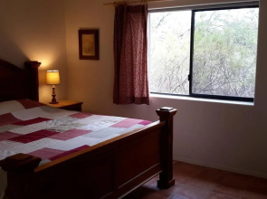 Desert Trails Bed & Breakfast